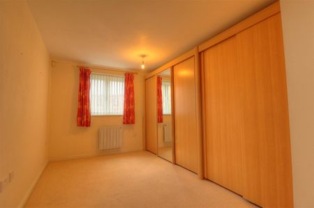 2 BED Apartment To rent - Photo 2