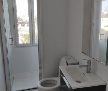 Location Appartement 3 pièces 47m² BORDEAUX 33800 - Photo 3