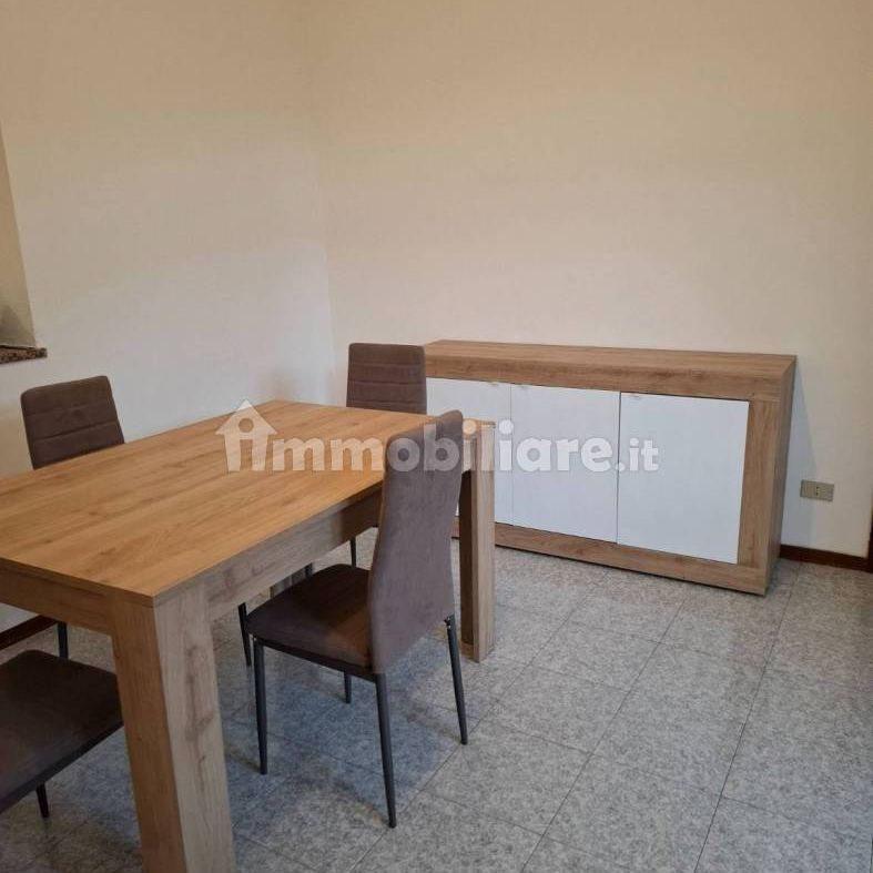 Trilocale piazza Camillo Benso di Cavour 3, Centro, Romagnano Sesia - Photo 1