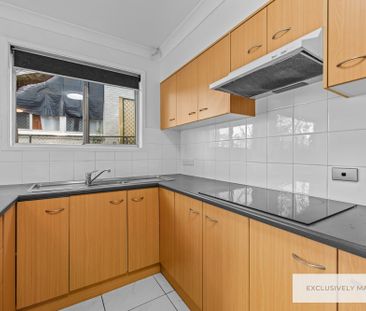 9 Tarnook Drive, Ferny Hills QLD 4055 - House For Rent | Domain - Photo 6