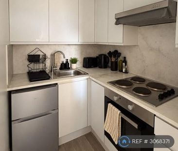 2 bedroom flat to rent - Photo 6