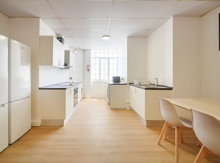 Rua Alexandre Herculano, Lisbon, Lisbon 1150-005 - Photo 2