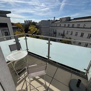 Direktvergabe - Schöne 2-Zimmer-Dachgeschosswohnung in 1200 Wien | 55 m² - Photo 1