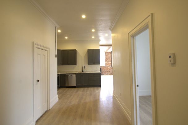 For Lease - 3 Cambridge Street Unit# 2, Kawartha Lakes, Ontario - Photo 1