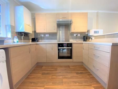 4 Bed Student House - 53 Ulcombe Gardens, UKC - Photo 3