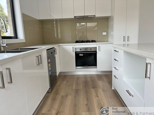 Beautiful Townhouse - Photo 1