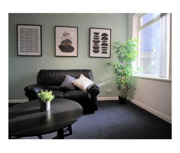 4 bedroom house to rent - Photo 1