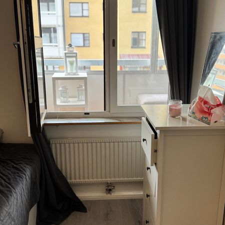 Helsingörsgatan, Kista - Photo 3
