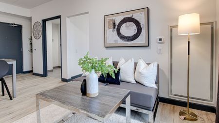 For Lease - 298 HEMLOCK Street Unit# 618, Waterloo, Ontario - Photo 4