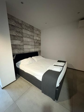 PICCOLOMINI - ATTICO CON AMPIO TERRAZZO - Photo 2