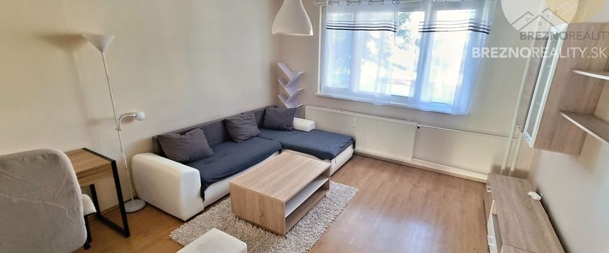 REZERVOVANÝ!!! 2i byt na prenájom - Brezno - Mazorník - Photo 1