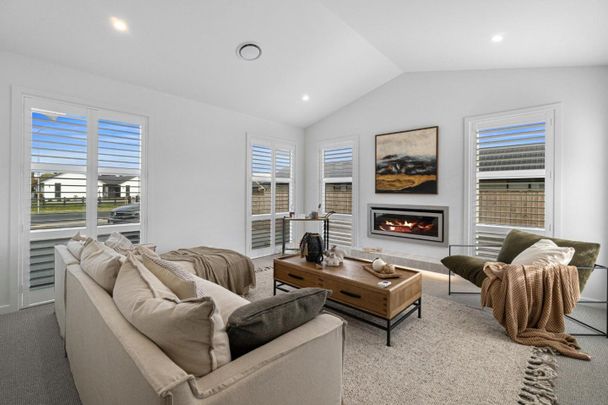 Spacious executive family home - Photo 1