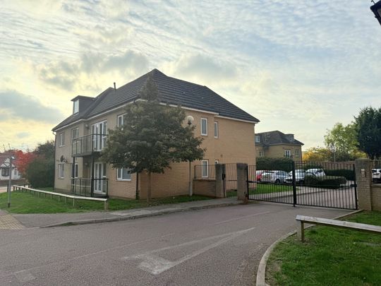 Gloucester Court, Hatfield - Photo 1