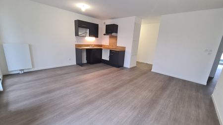 Location Appartement 3 pièces 63m² ORLEANS 45000 - Photo 2