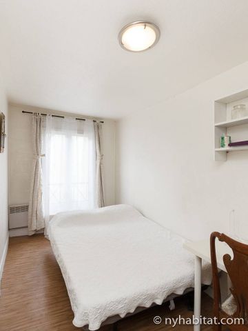 Logement à Paris, Location meublée - Photo 2
