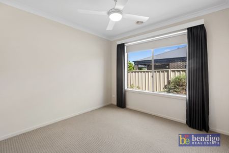 Comfortable Living in Strathfieldsaye - Photo 2