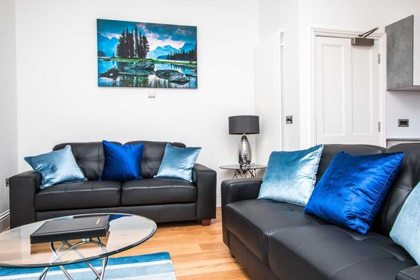 2 bedroom serviced apartment to rent - Photo 1