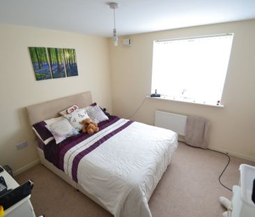 2 bed flat to rent in The Fairways, Golden Mile View, NP20 - Photo 1