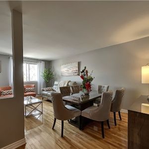 LUXUEUX , LUMINEUX ET GRAND 5 ½ - Photo 2