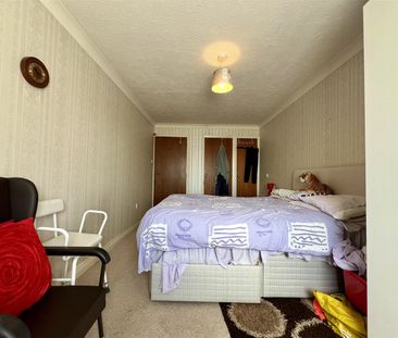 Terminus Road, Bexhill-on-Sea, TN39 3LL - Photo 6