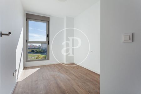 Flat for rent with views in Valencia - Photo 3