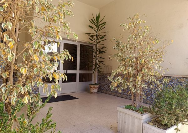 Apartamento T2 Remodelado e Mobilado no Moinho das Antas