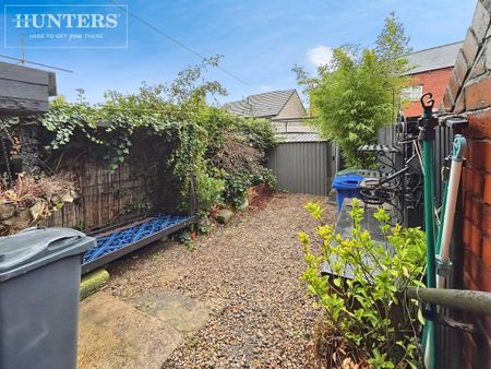 3 bedroom terraced house to rent - Photo 2