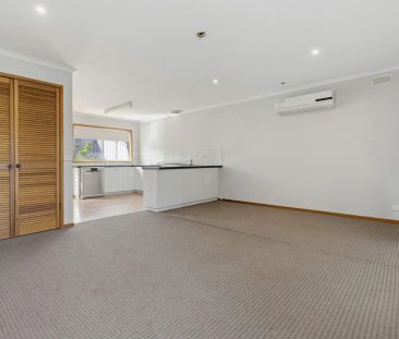 Well Presented, Low Maintenance unit in North Bendigo - Photo 2