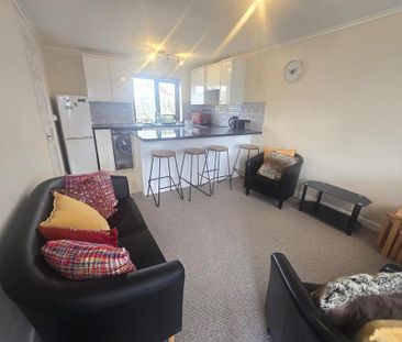 3 bedroom bungalow to rent - Photo 2