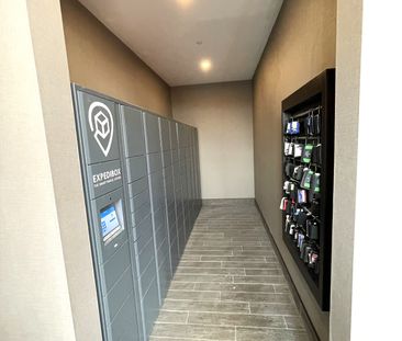 For Lease - 470 Dundas Street Unit# 520, Hamilton, Ontario - Photo 1