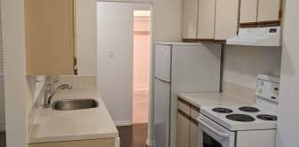 1 Bedroom on Kits Point - Photo 2