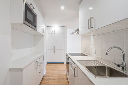 APARTAMENTO T2 REMODELADO NO BAIRRO DO ROSÁRIO - CASCAIS - Photo 2