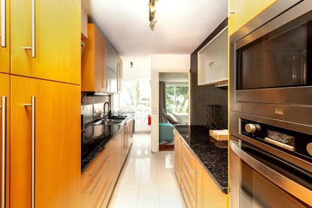 Avenida Engenheiro Arantes e Oliveira, Lisbon, Lisbon 1900-222 - Photo 2