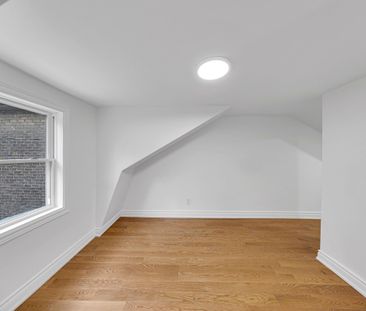 For Lease - 148 Barrington Avenue, Toronto, Ontario - Photo 4