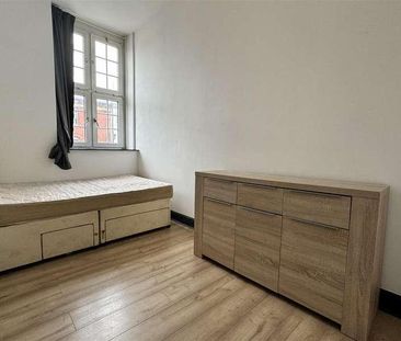 Regent House, Warrington, WA1 - Photo 2