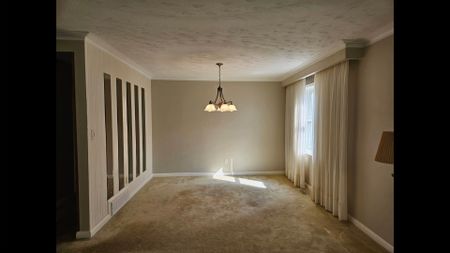 For Lease - 147 Fitzgibbon Avenue Unit# (Main), Toronto, Ontario - Photo 4