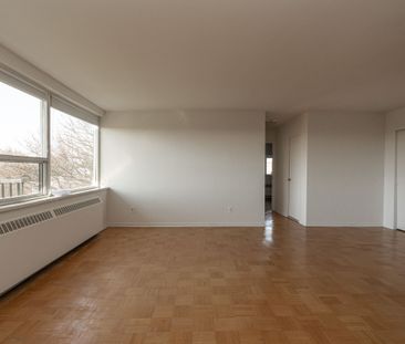 4 Overland Drive - Photo 3