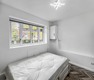 1 Bed Flat, Parrington House, SW4 - Photo 1