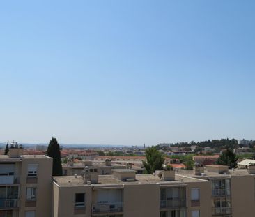 T2, 57m²+Parking Nîmes, Rue des Bananiers, 600€ H.C - Photo 6