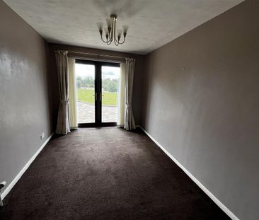 4 bedroom detached house to rent - Photo 1
