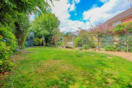 4 bedroom house to rent - Photo 3