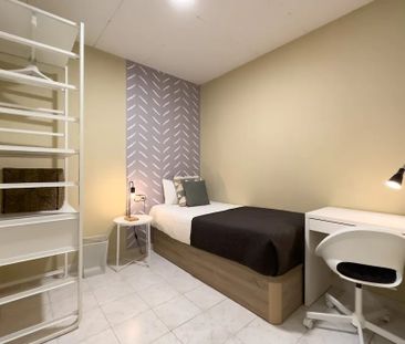 Carrer de Salvà, Barcelona, Catalonia 08004 - Photo 1