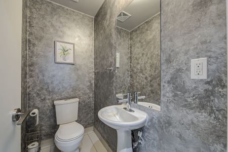 For Lease - 82 Boulton Avenue, Toronto, Ontario - Photo 5