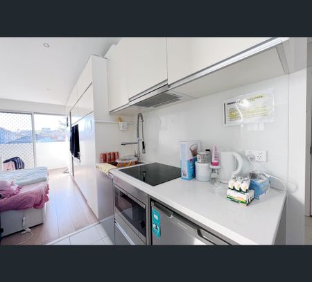 53 Rainbow Street, Kingsford, NSW 2032 - Photo 2