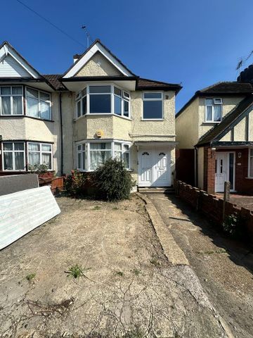 2 bedroom maisonette to rent - Photo 2