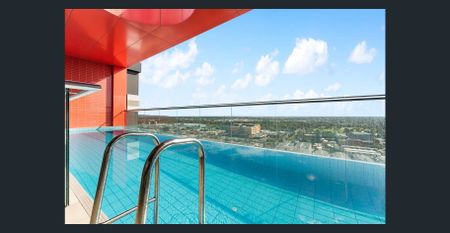 Ultra-Chic, Convenient, City Apartment - Photo 4