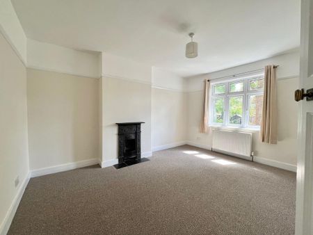 3 bedroom semi-detached house to rent - Photo 2