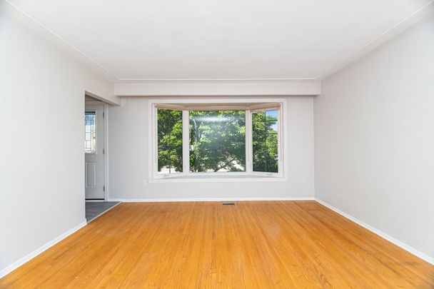 For Lease - 7 Maitland Avenue, Hamilton, Ontario - Photo 1