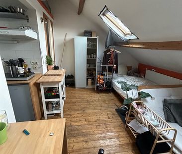 Studio met eigen badkamer en kitchenette in gedeeld huis - Foto 3