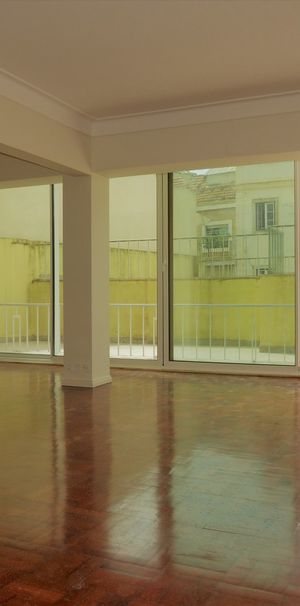 Totalmente Remodelado - Luxuoso Apartamento T3+2 na Lapa - Photo 1